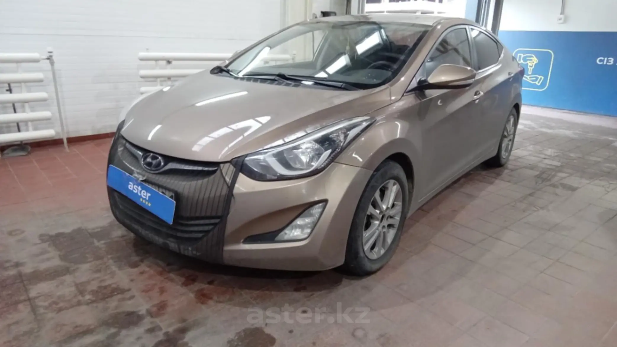 Hyundai Elantra 2015