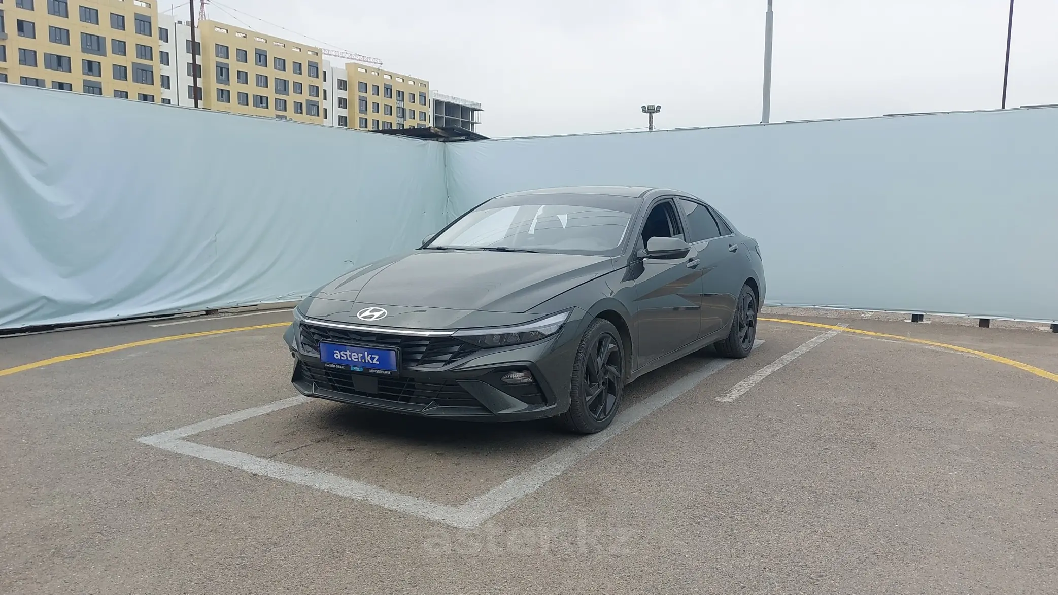 Hyundai Elantra 2023