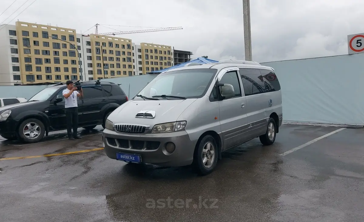 Купить Hyundai H-1 2002 года в Алматы, цена 2800000 тенге. Продажа Hyundai  H-1 в Алматы - Aster.kz. №c1070096