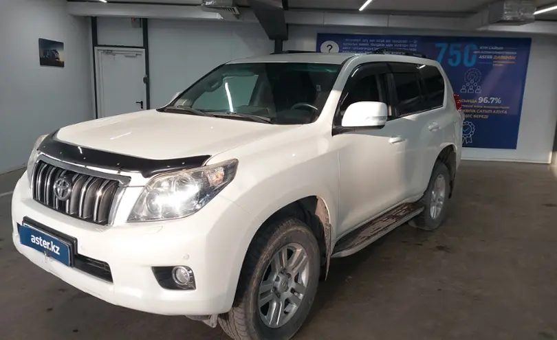 Toyota Land Cruiser Prado 2013 года за 16 000 000 тг. в Астана