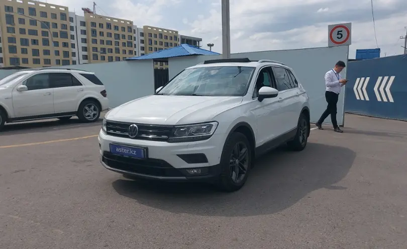 Volkswagen Tiguan 2017 года за 11 000 000 тг. в Алматы