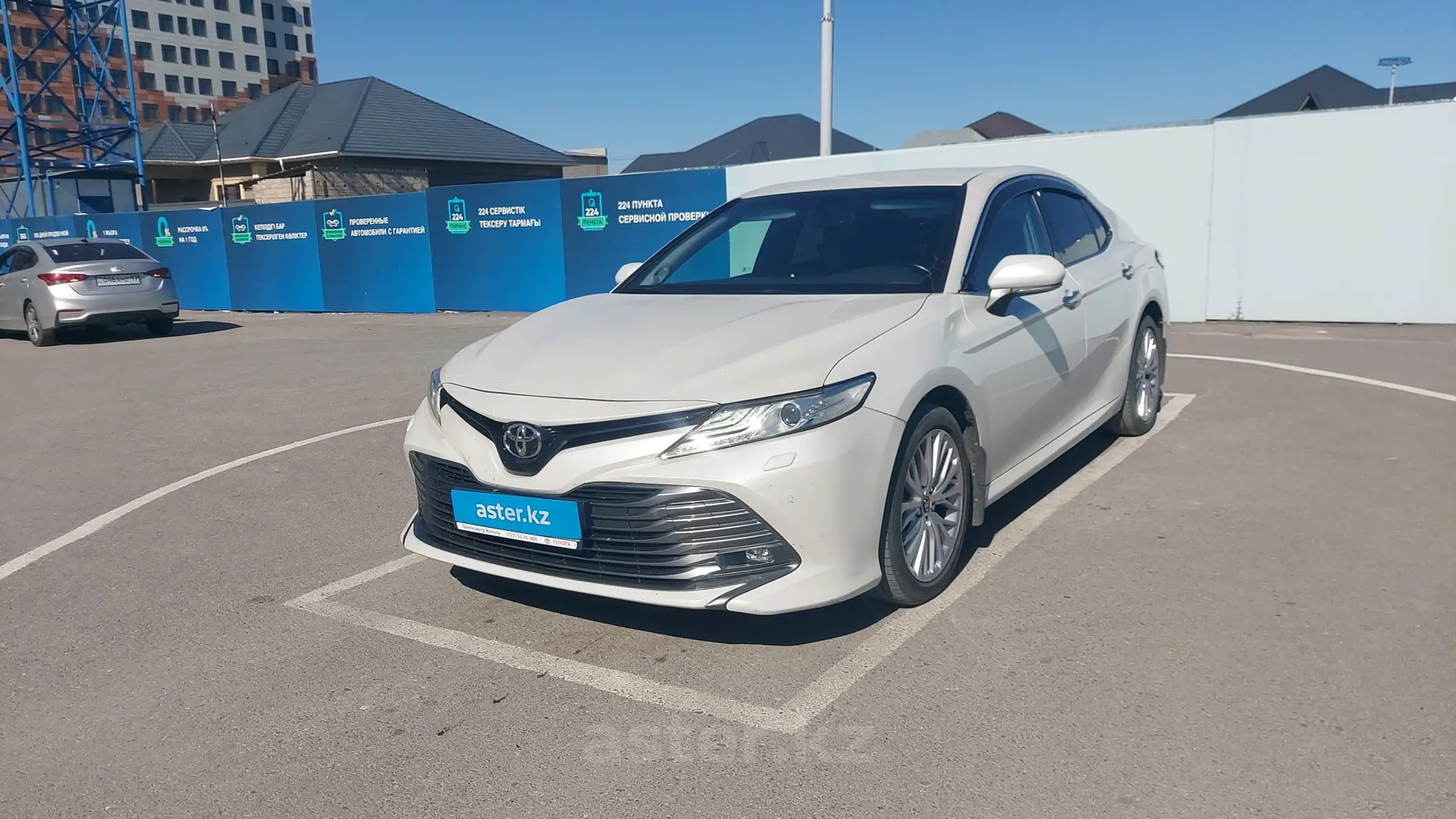 Toyota Camry 2019