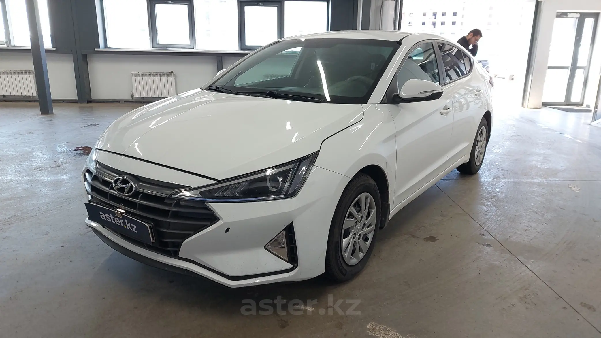 Hyundai Elantra 2019