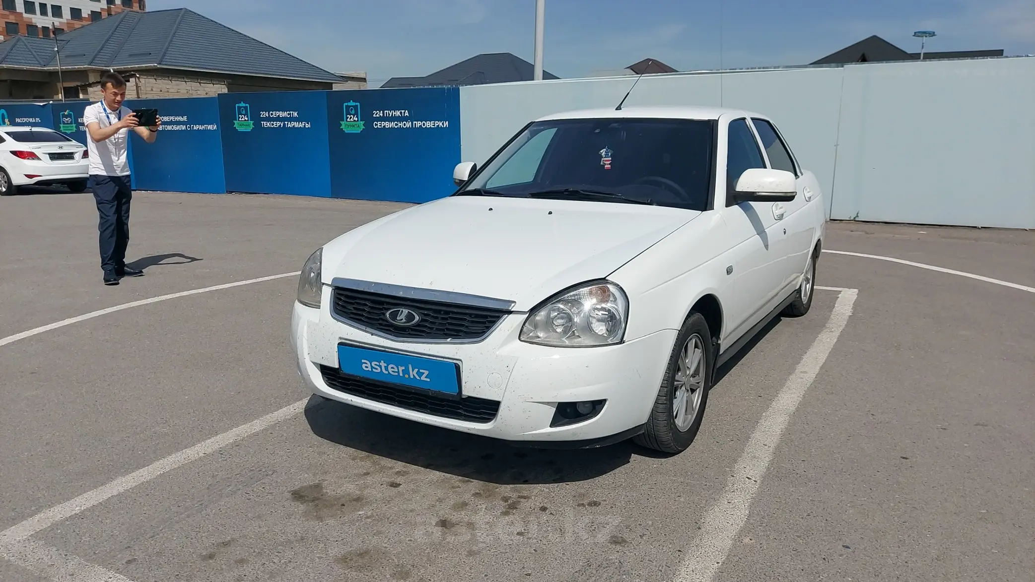 LADA (ВАЗ) Priora 2014