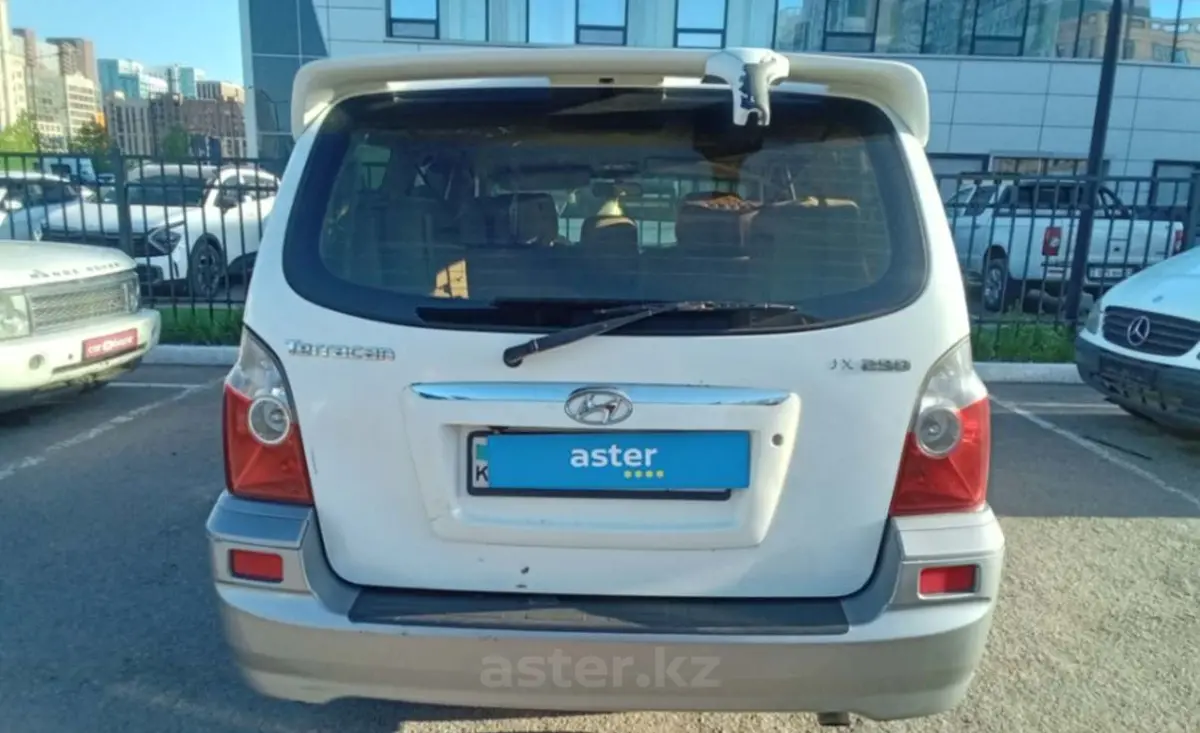 Купить Hyundai Terracan 2004 года в Астане, цена 3000000 тенге. Продажа Hyundai Terracan в Астане - Aster.kz. №c1072470 Hyundai Terracan 2004 года за 3 000 000 тг. в Астана - фото 5