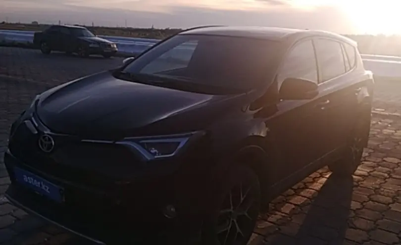 Toyota RAV4 2016 года за 10 000 000 тг. в Караганда