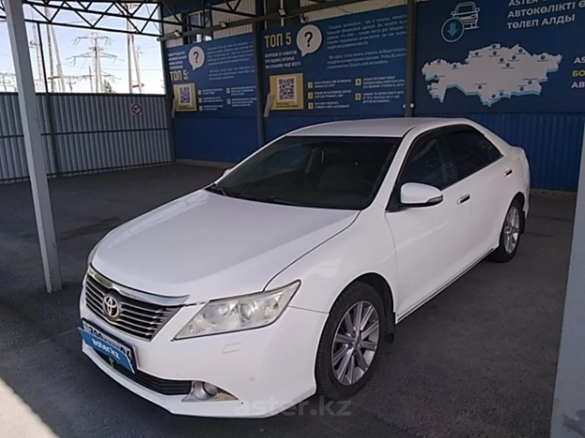 Toyota Camry 2012