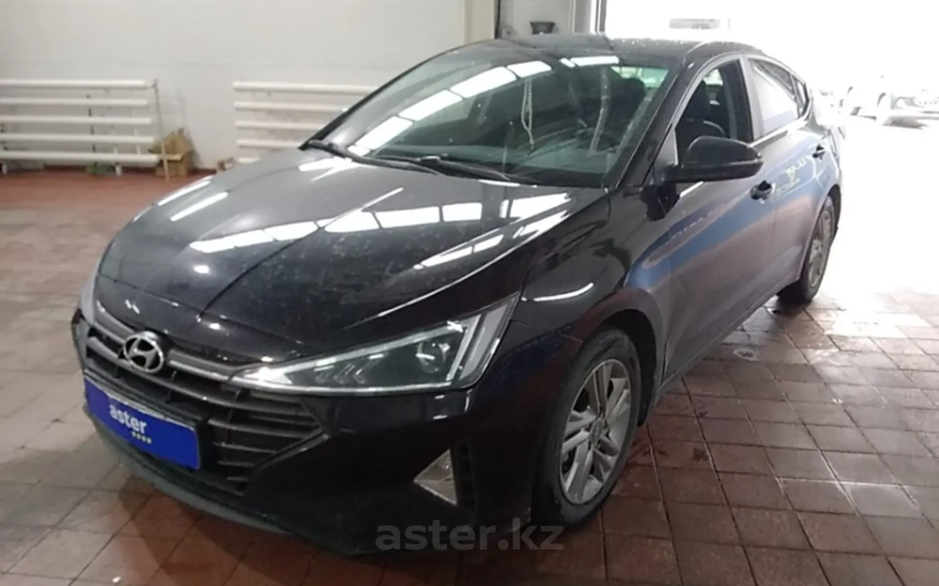 Hyundai Elantra 2019