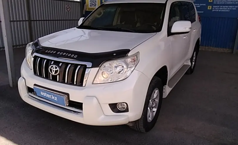 Toyota Land Cruiser Prado 2009 года за 14 000 000 тг. в Атырау