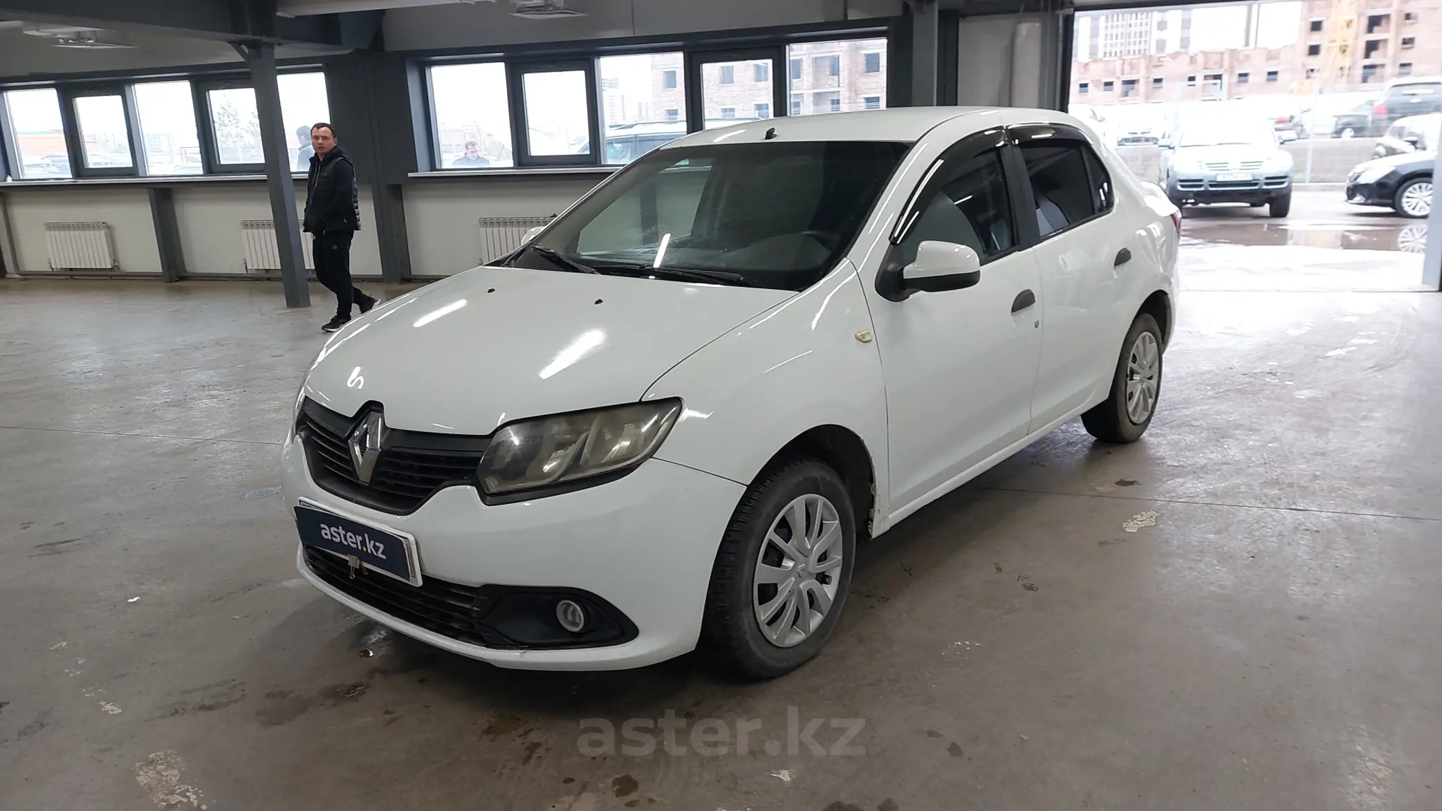 Renault Logan 2014