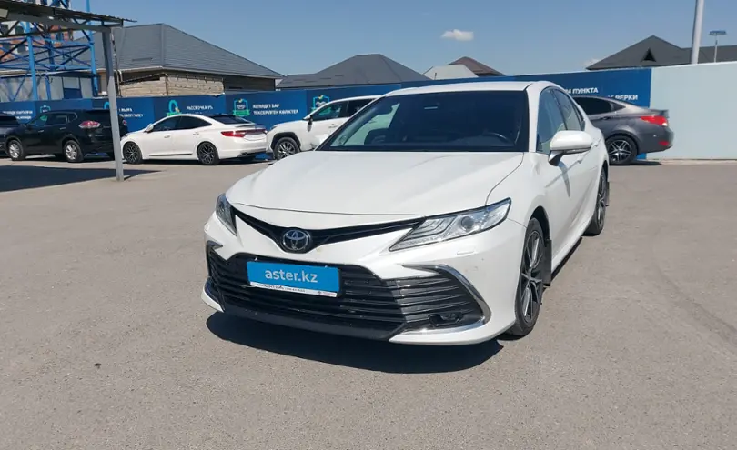 Toyota Camry 2021 года за 17 000 000 тг. в Шымкент