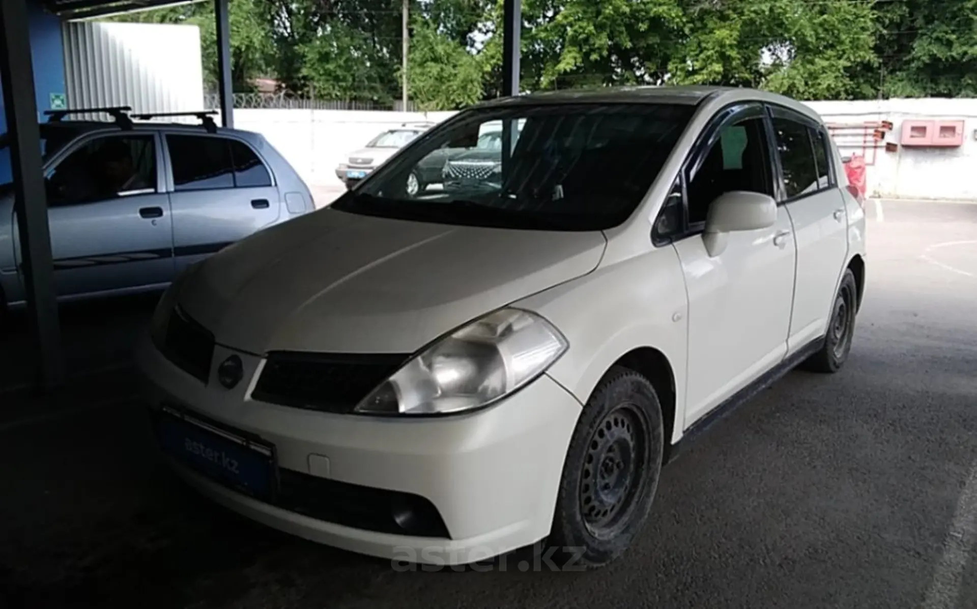 Nissan Tiida 2007