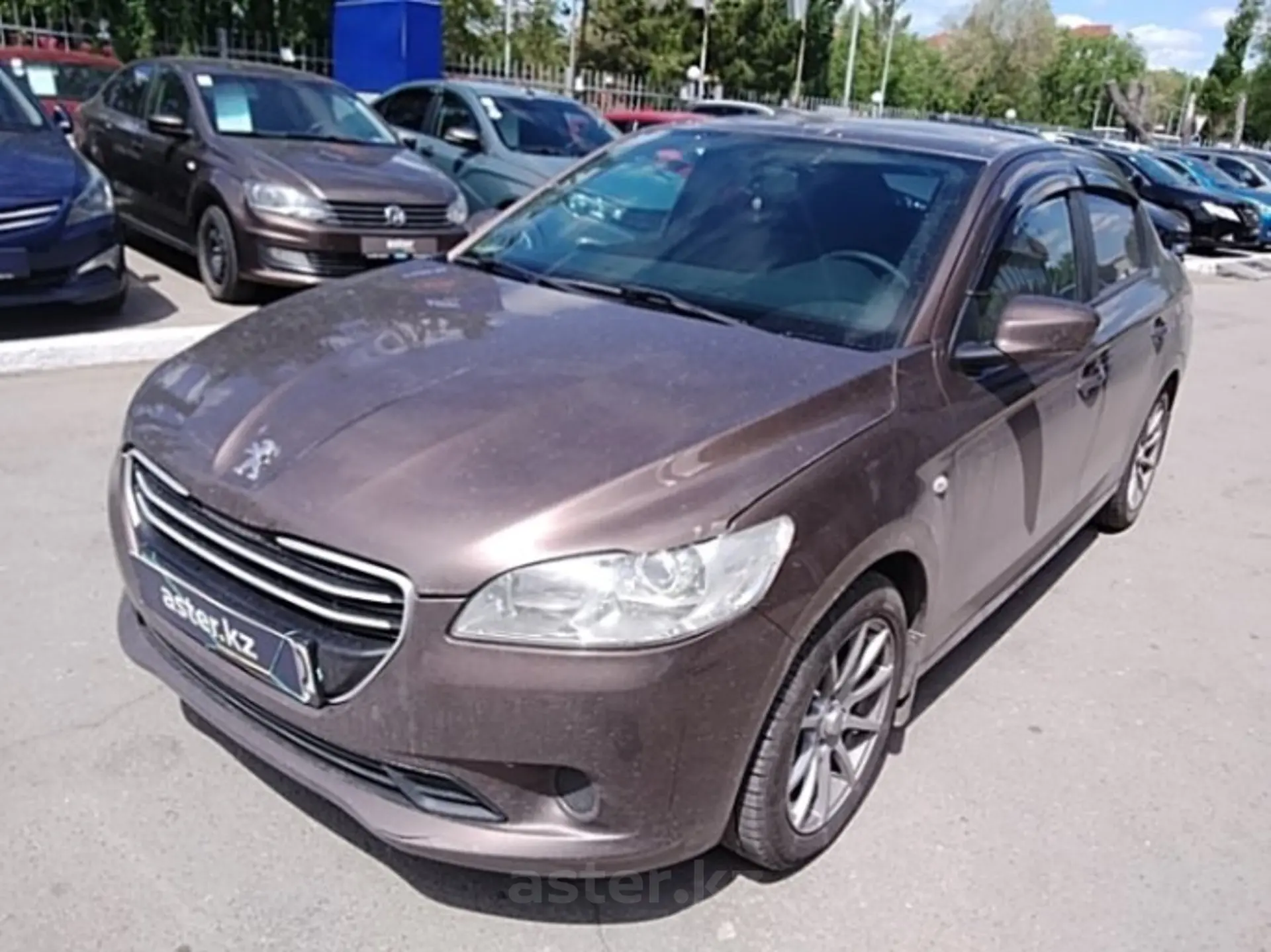 Peugeot 301 2014