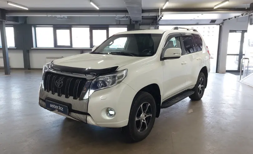 Toyota Land Cruiser Prado 2017 года за 20 000 000 тг. в Астана