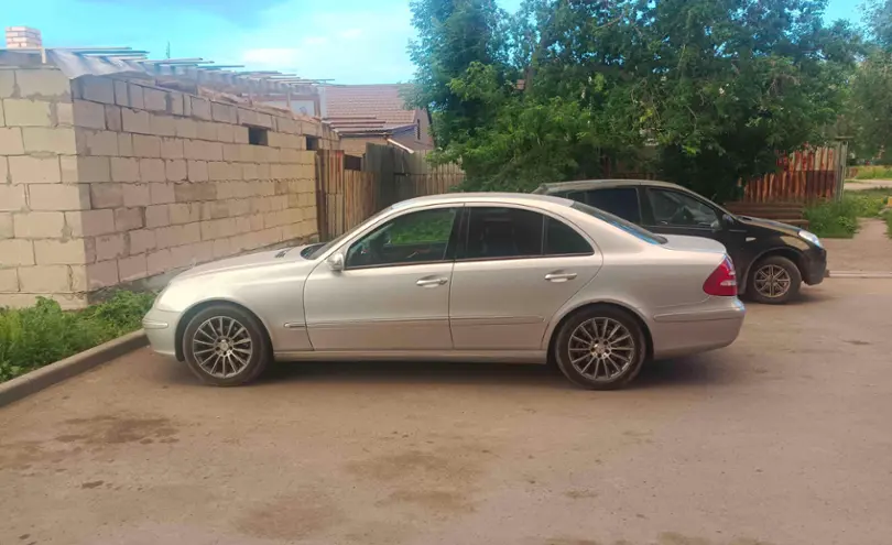 Mercedes-Benz E-Класс 2004 года за 4 000 000 тг. в Караганда