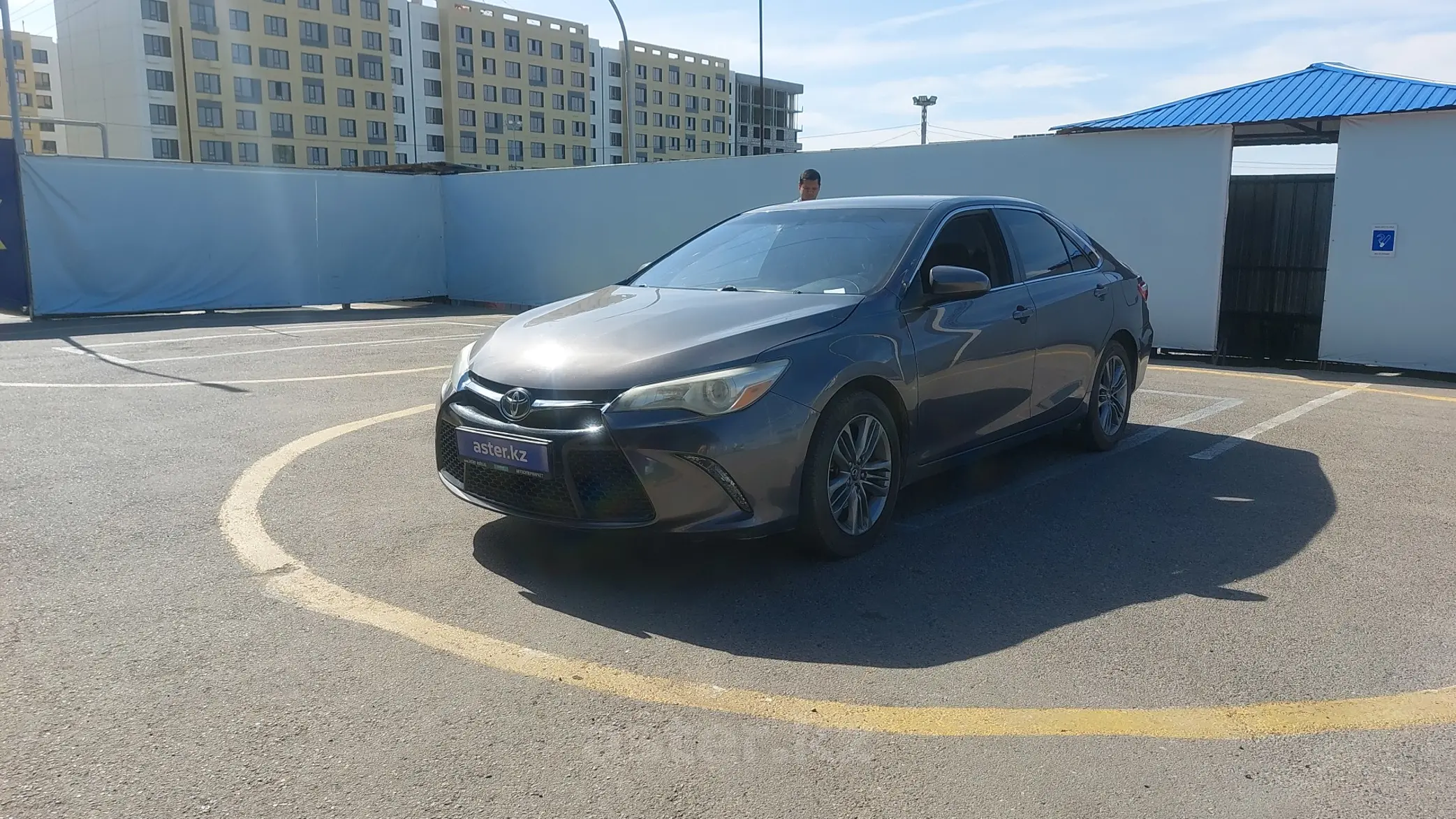 Toyota Camry 2016