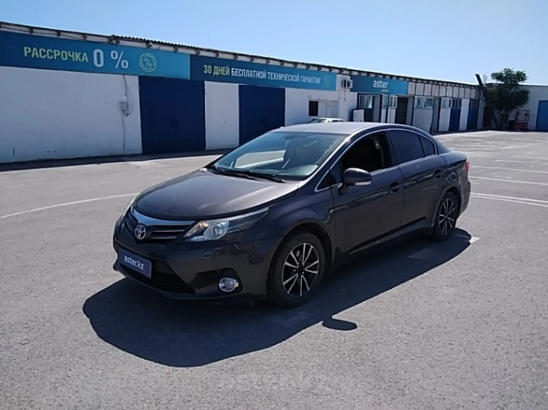 Toyota Avensis 2013