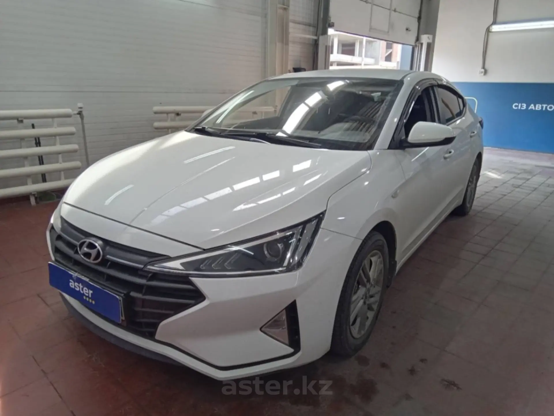 Hyundai Elantra 2019