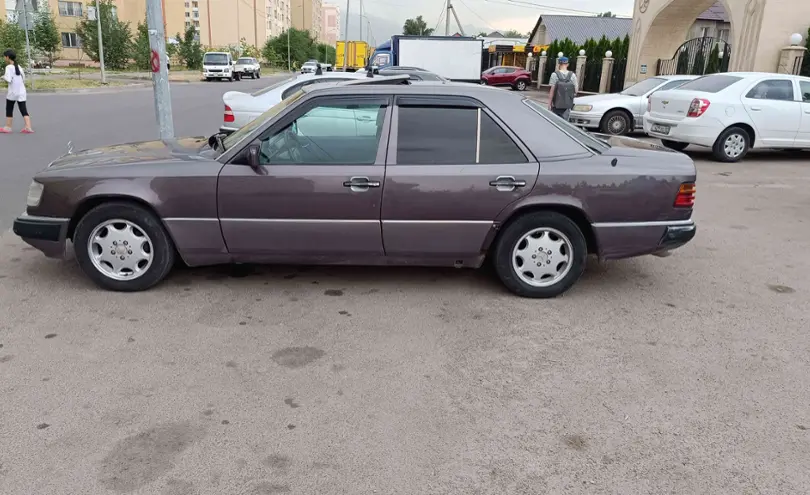Mercedes-Benz E-Класс 1993 года за 2 500 000 тг. в Алматы