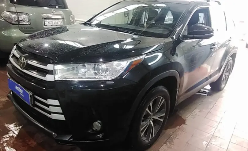 Toyota Highlander 2018 года за 17 000 000 тг. в Астана