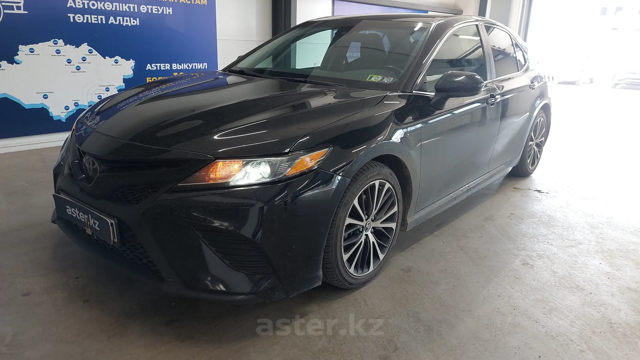 Toyota Camry 2018