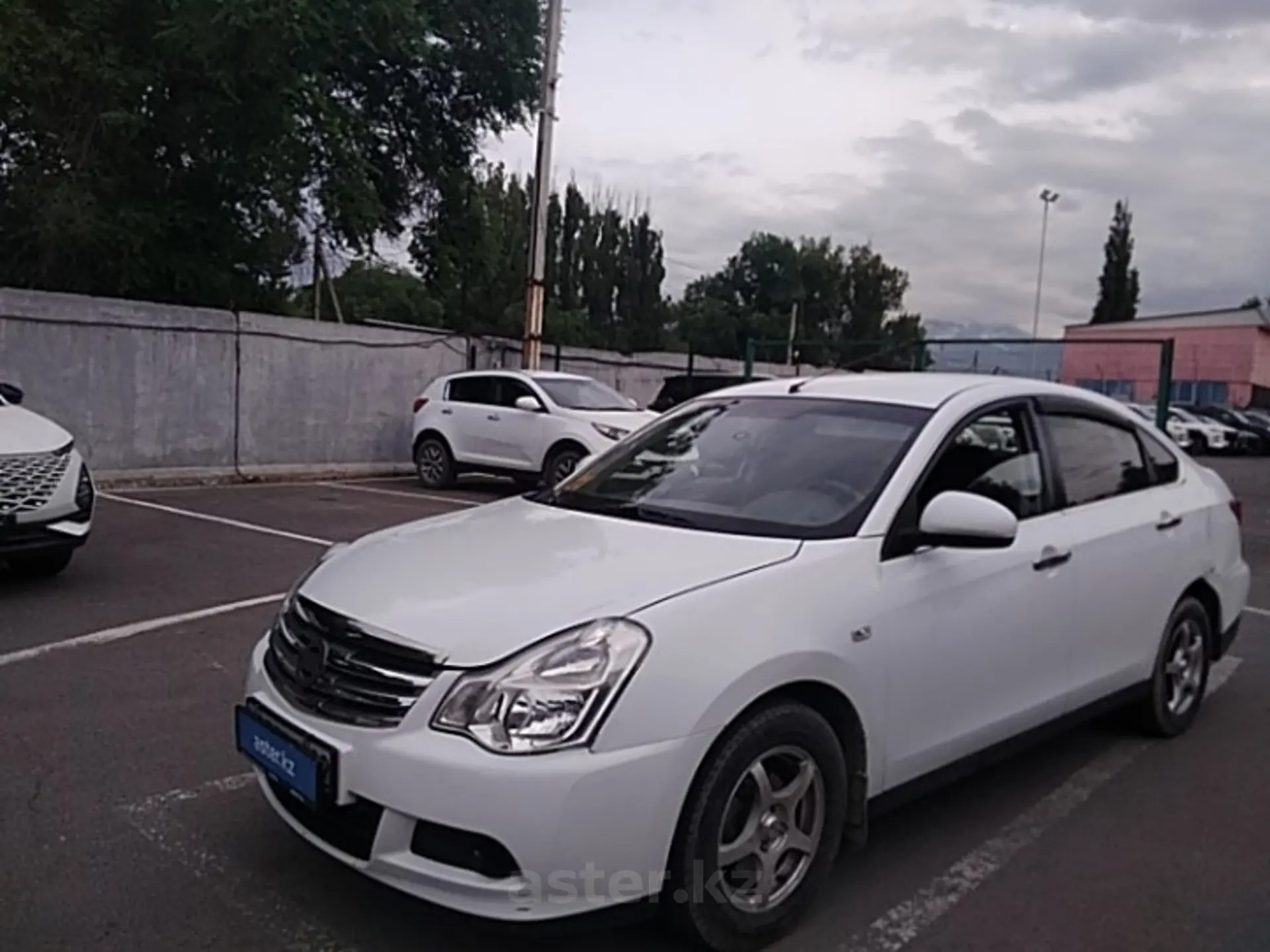 Nissan Almera 2014