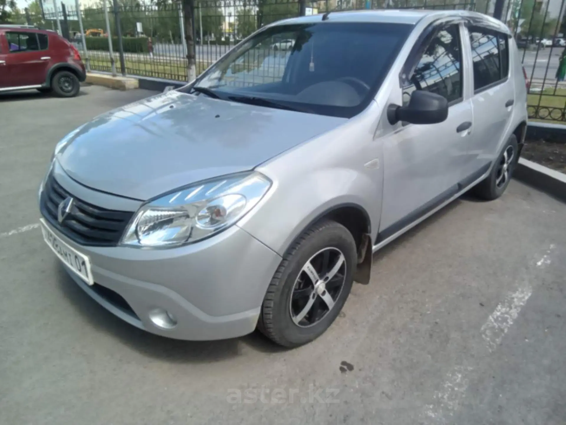 Renault Sandero 2013