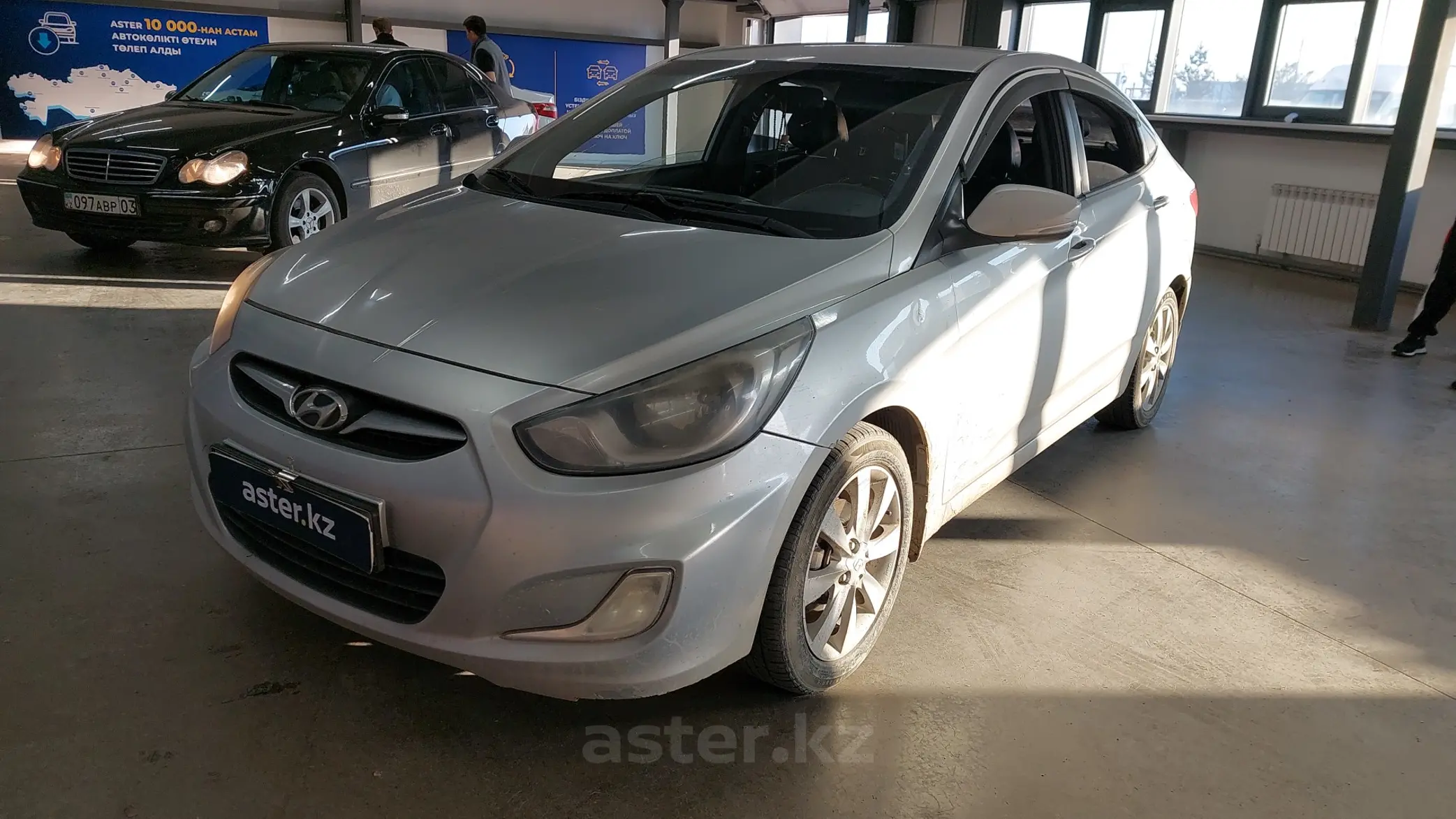 Hyundai Accent 2012