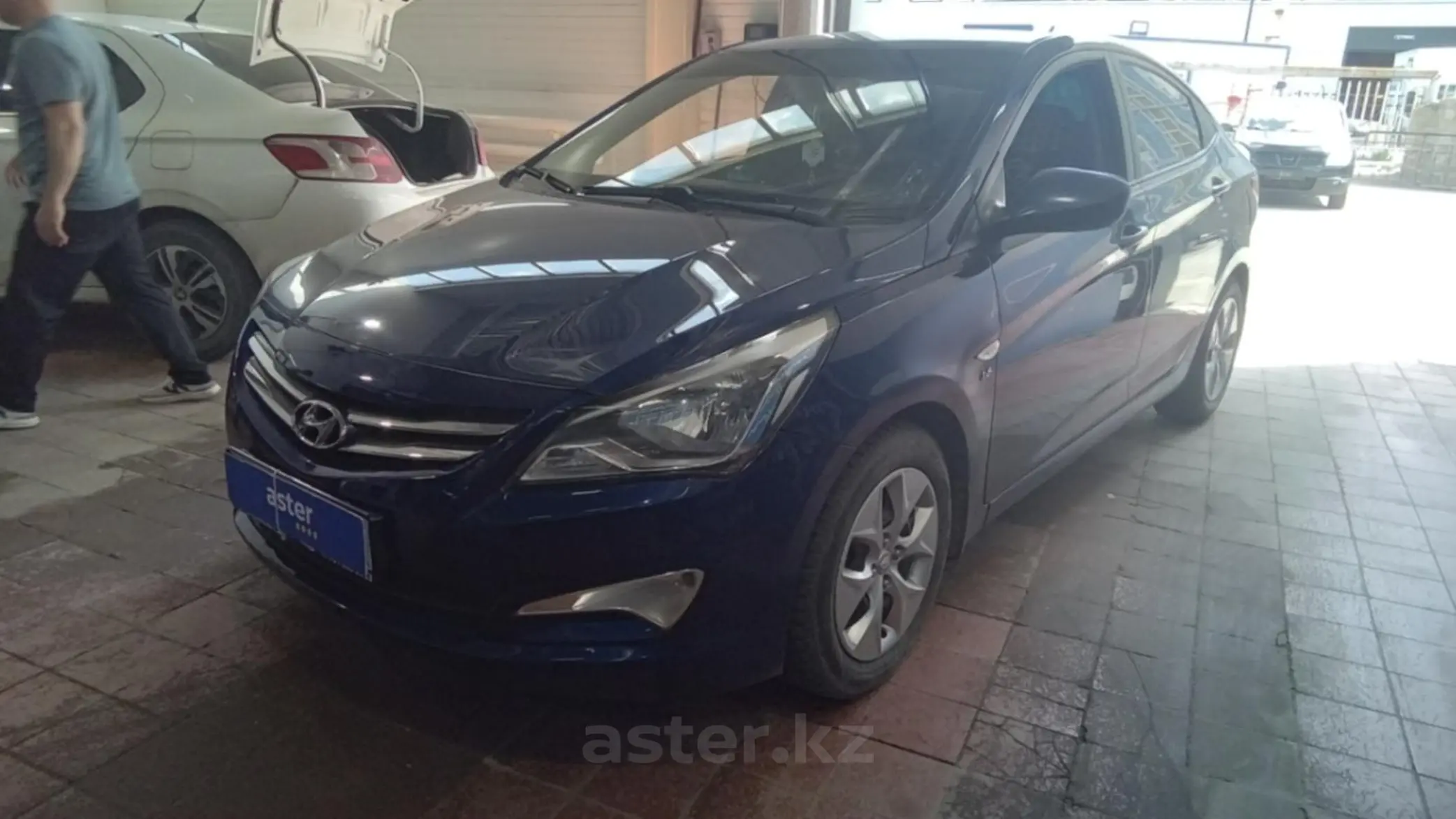 Hyundai Accent 2015