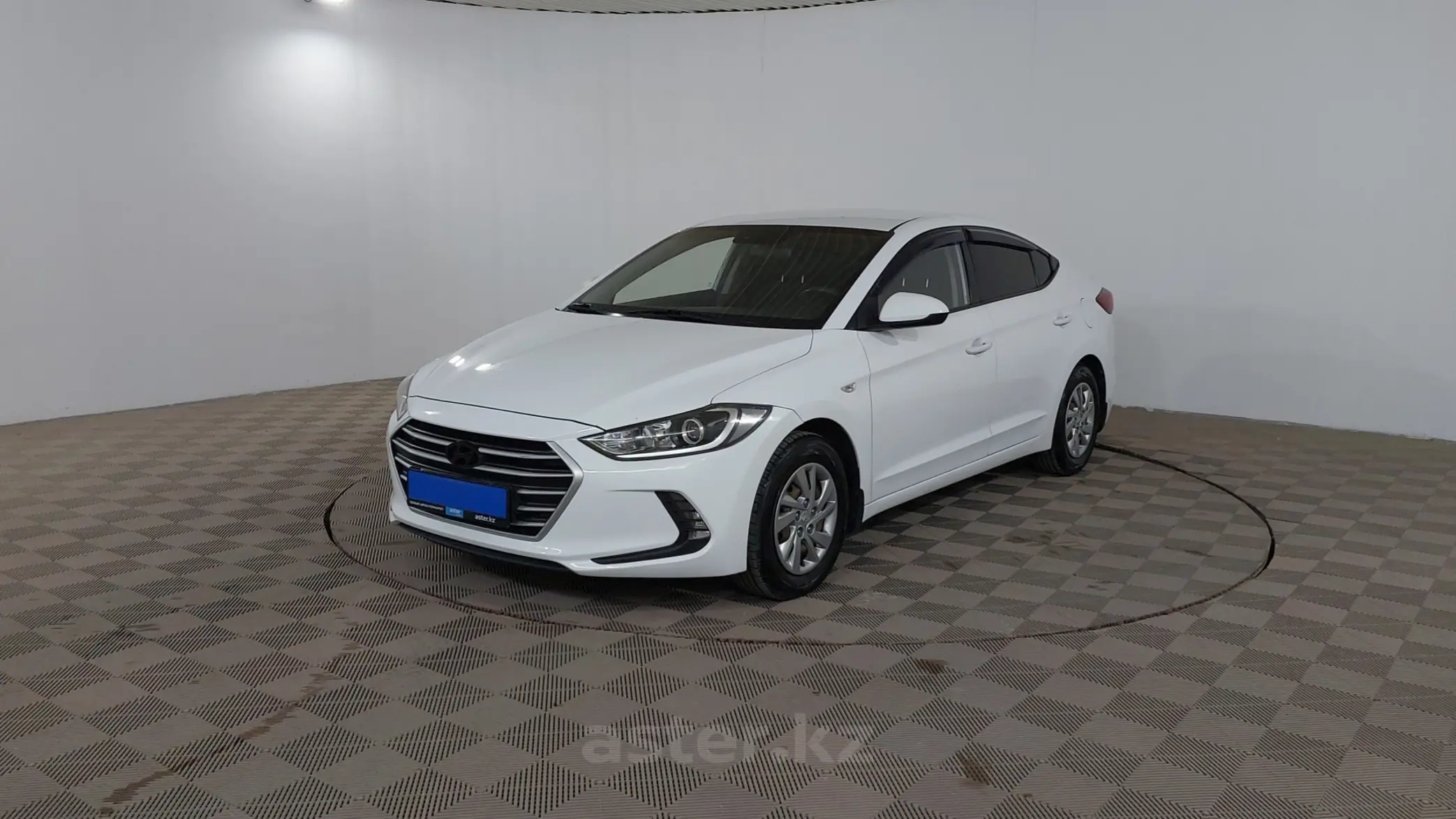 Hyundai Elantra 2018