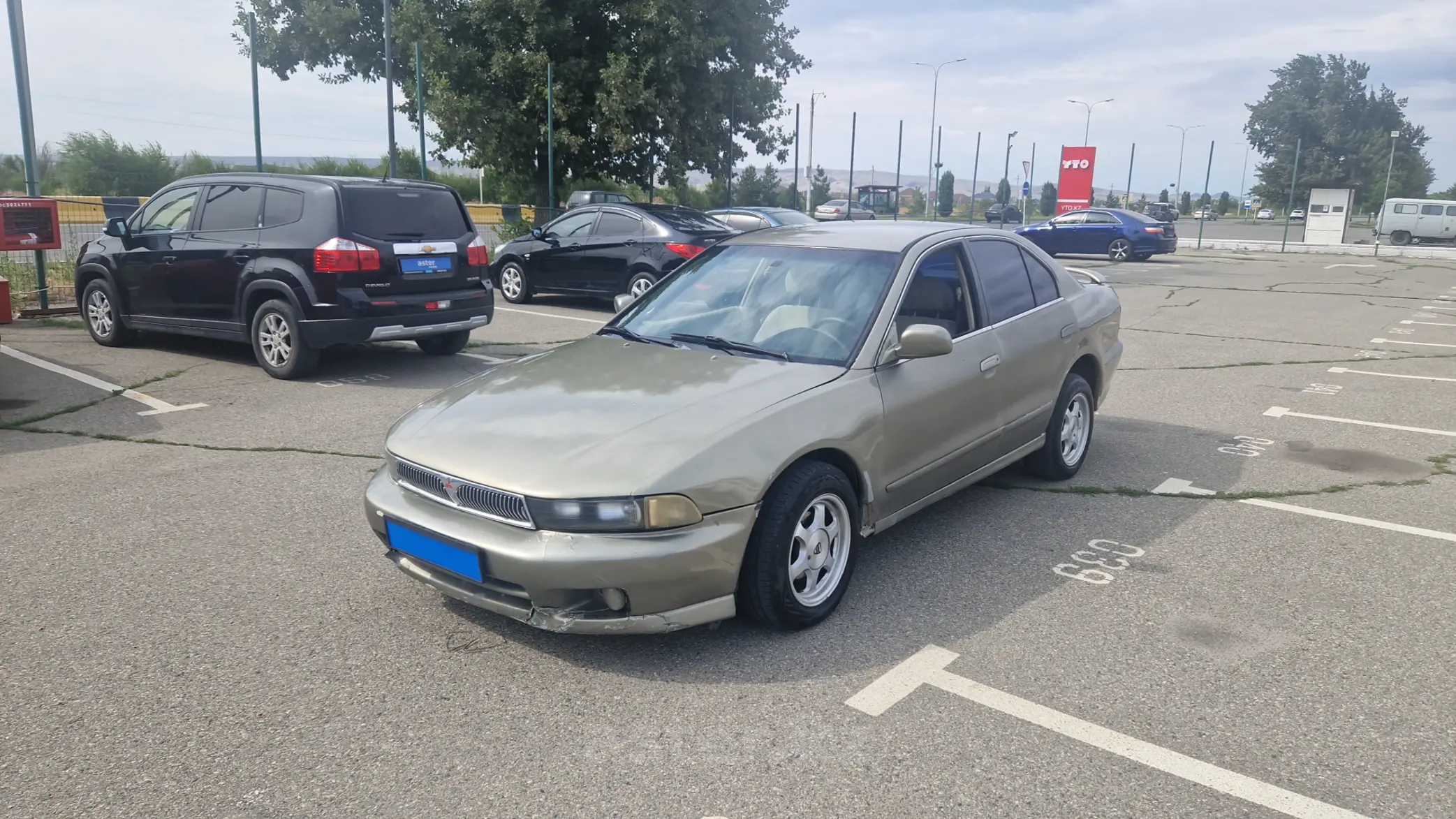 Mitsubishi Galant 2000