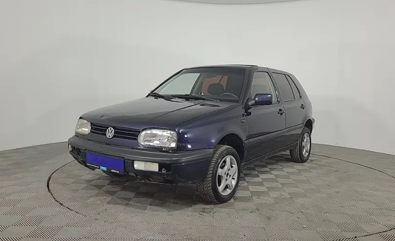 Volkswagen Golf 1995 года за 790 000 тг. в Караганда