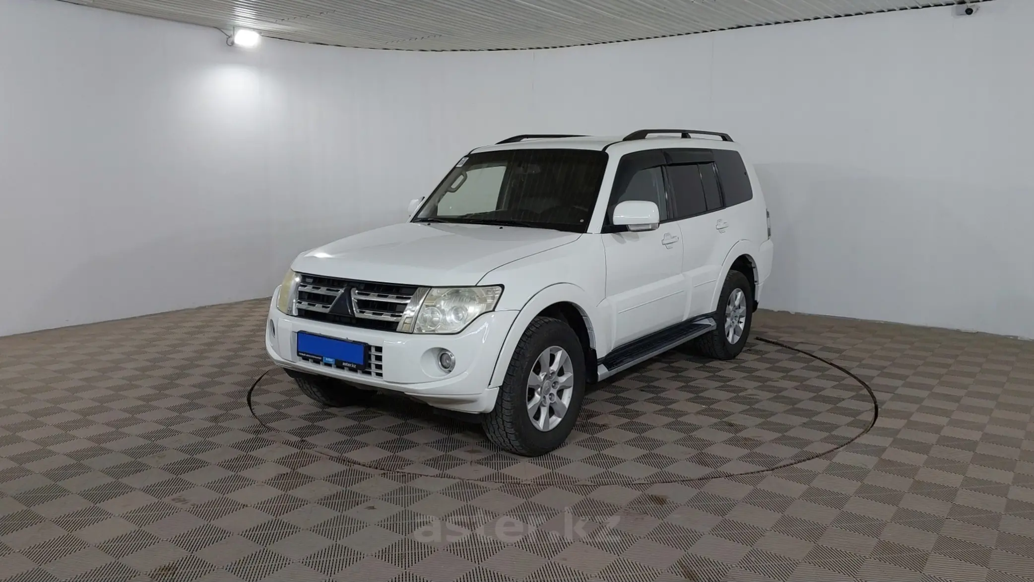 Mitsubishi Pajero 2011