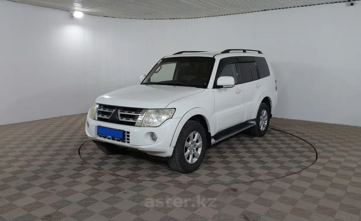 2011 Mitsubishi Pajero