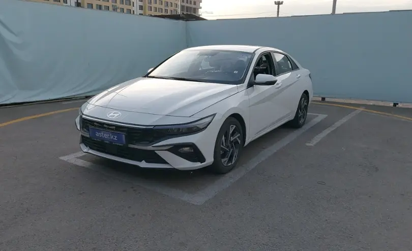 Hyundai Elantra 2023 года за 8 400 000 тг. в Алматы