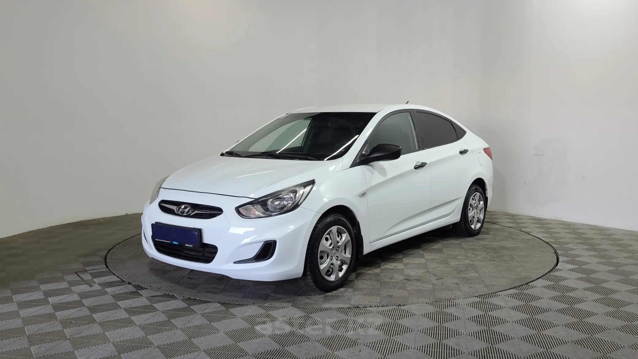 Hyundai Accent 2013