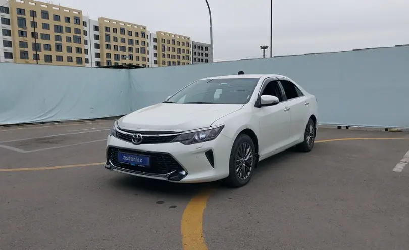 Toyota Camry 2017 года за 11 000 000 тг. в Алматы