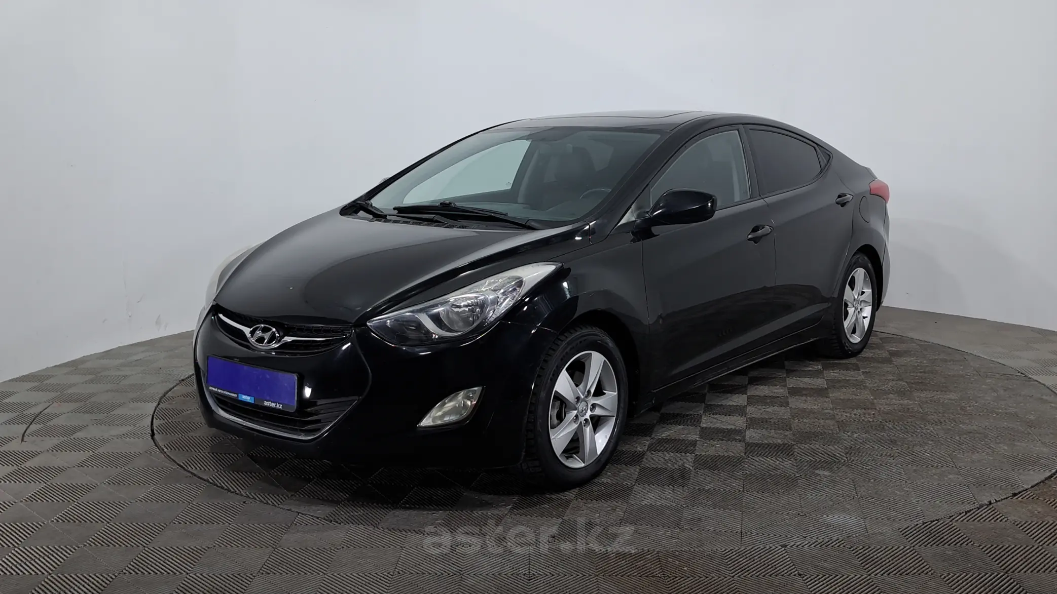 Hyundai Elantra 2013