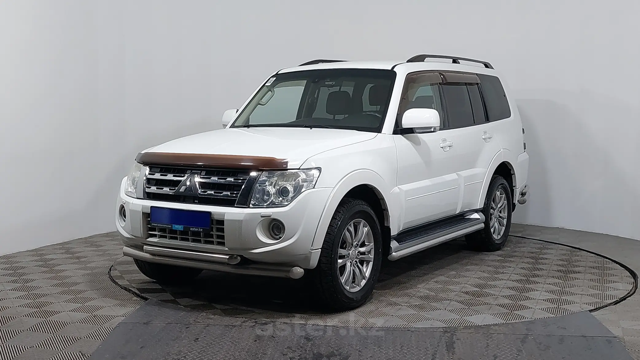 Mitsubishi Pajero 2012