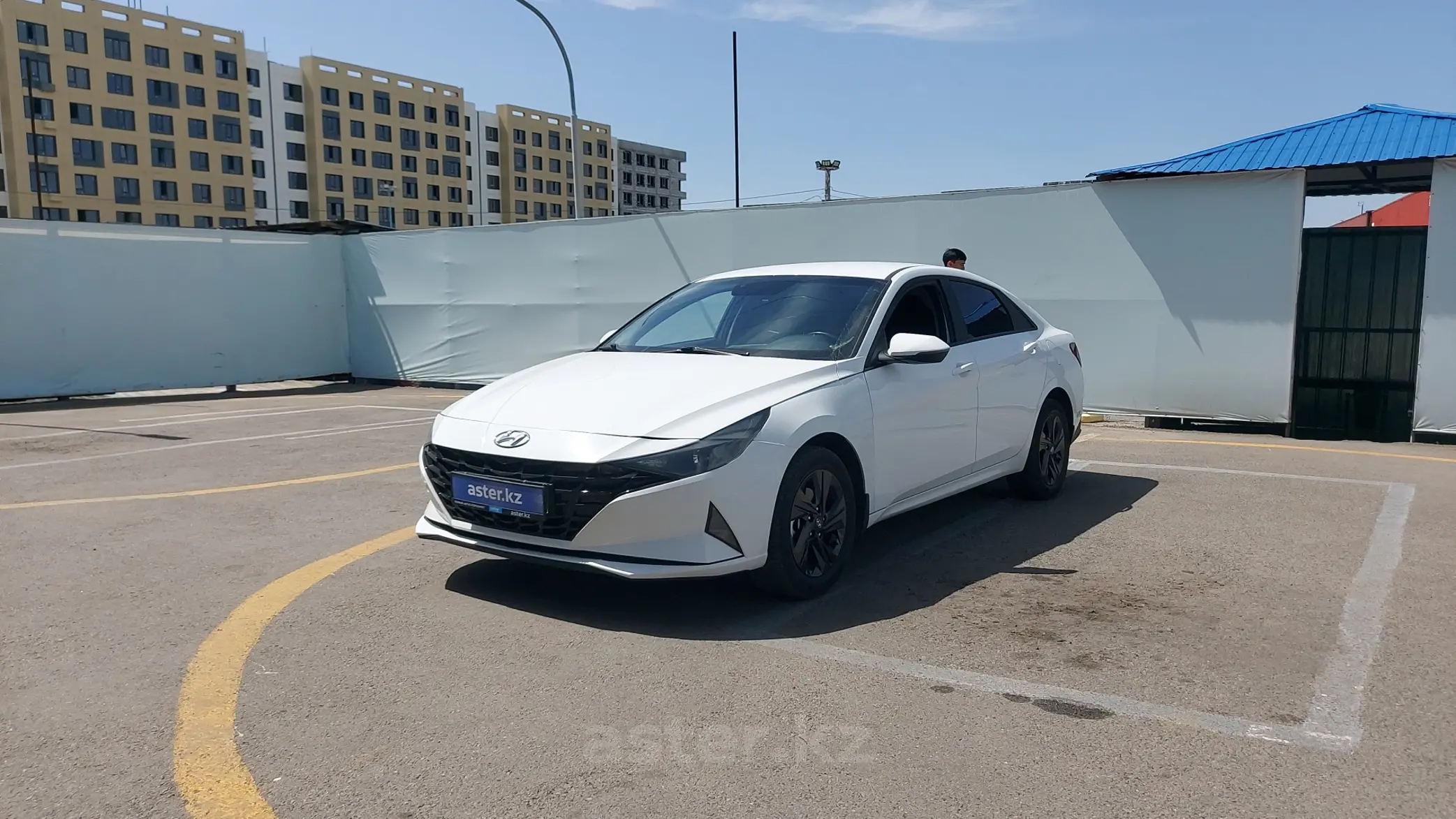 Hyundai Elantra 2023