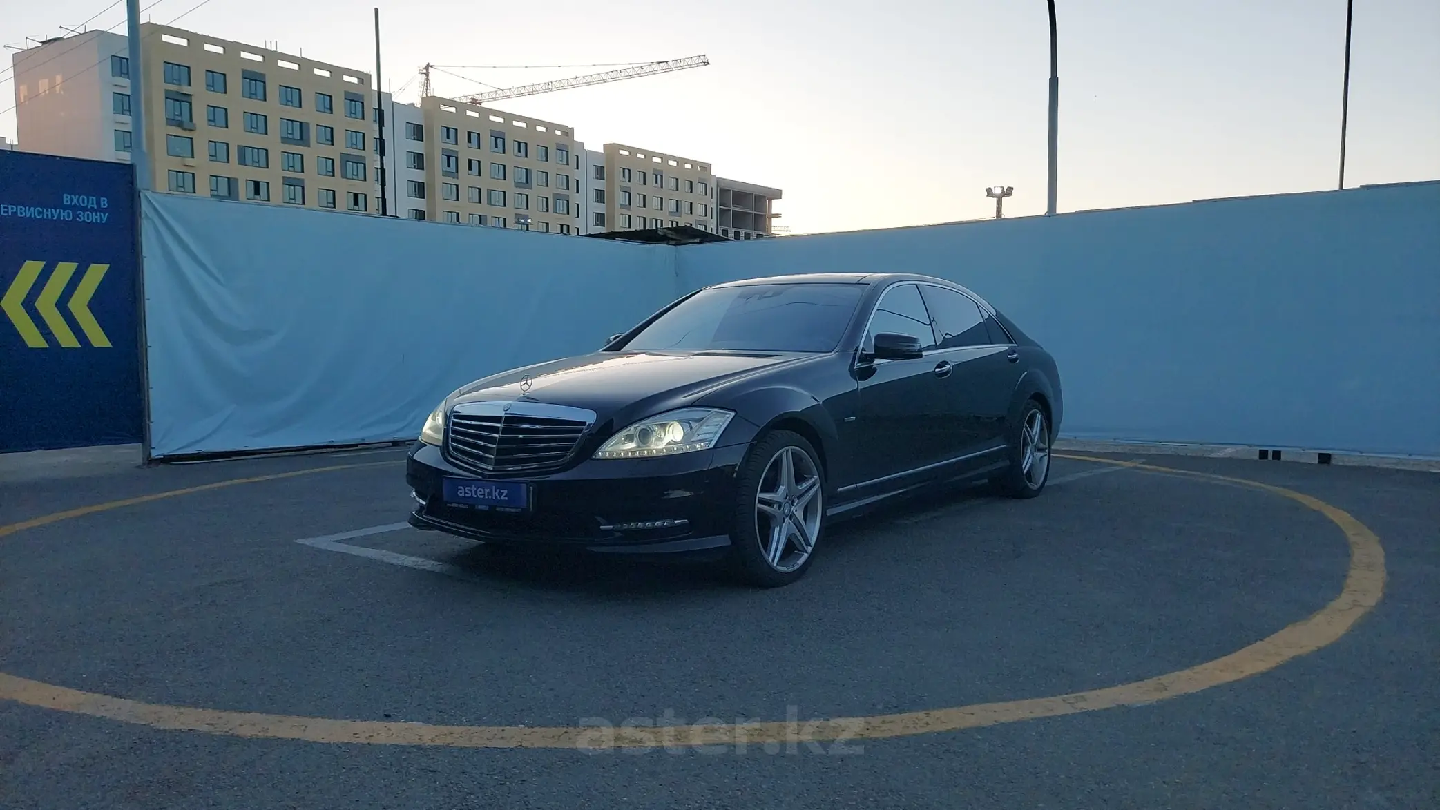 Mercedes-Benz S-Класс 2011