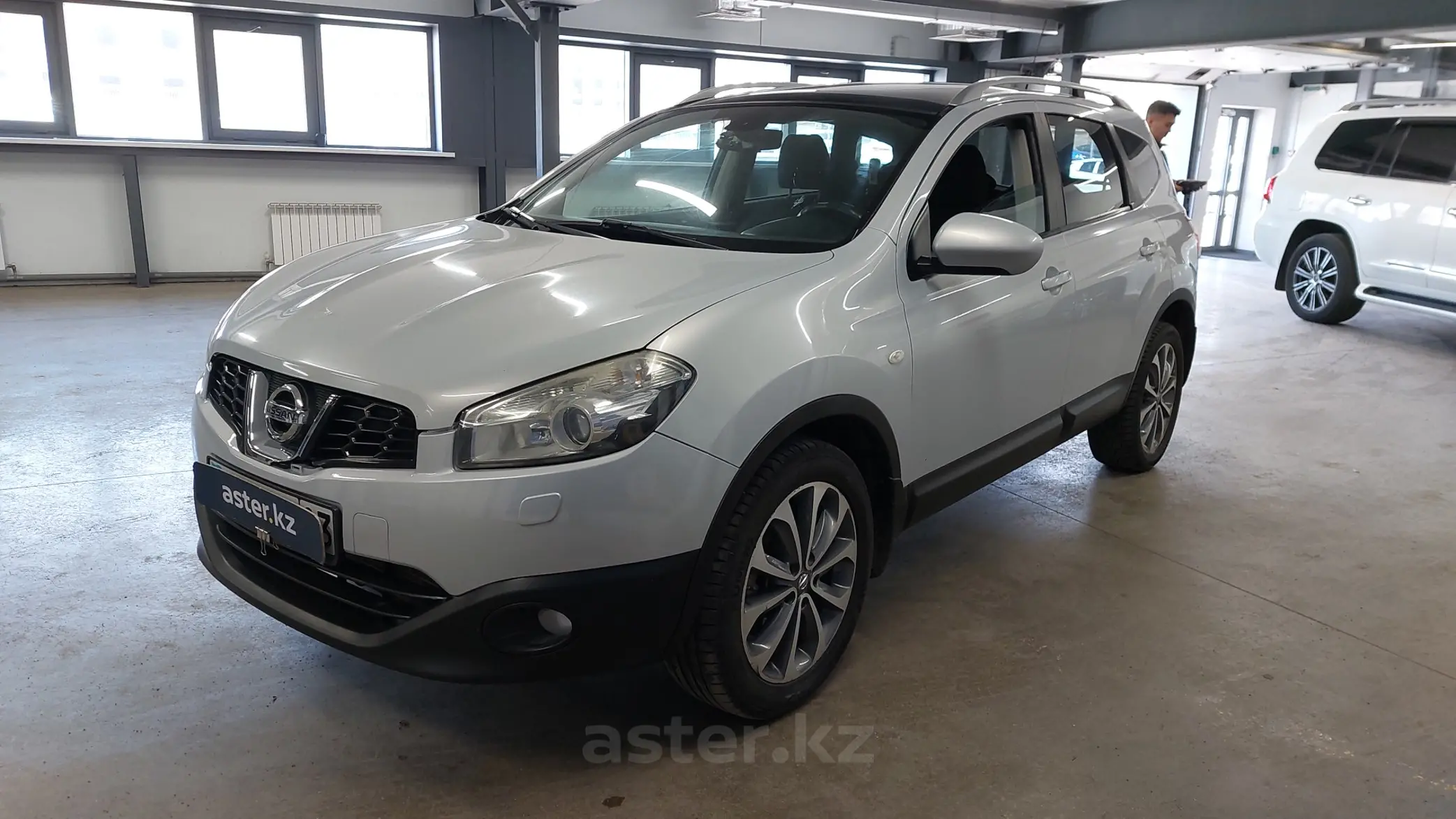 Nissan Qashqai+2 2010