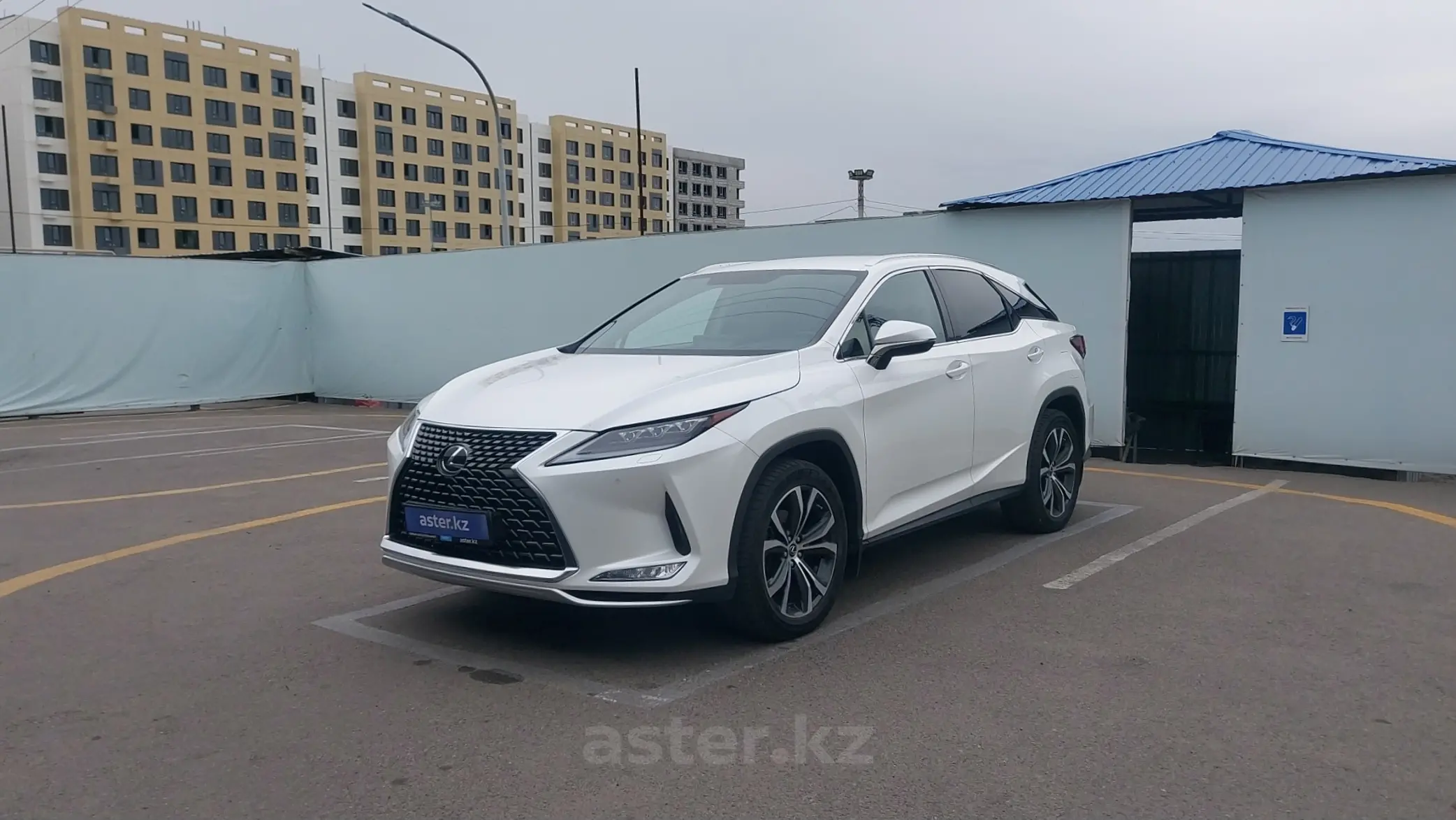 Lexus RX 2020