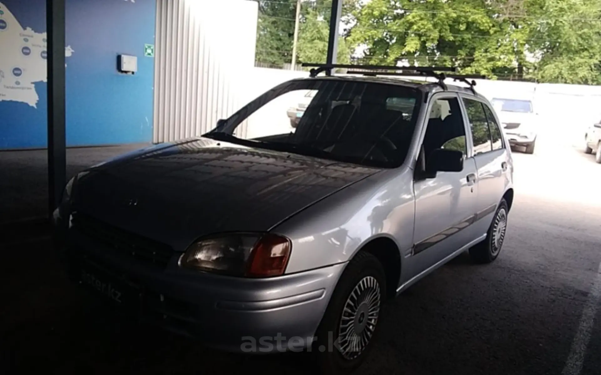 Toyota Starlet 1998