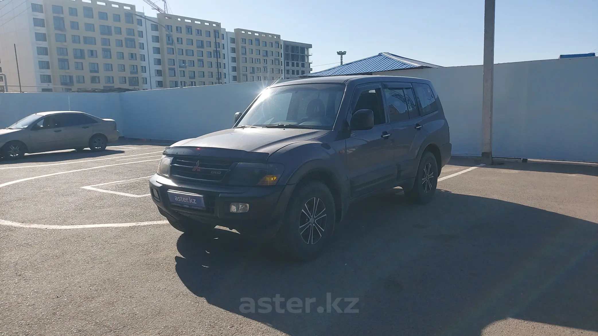 Mitsubishi Pajero 2000