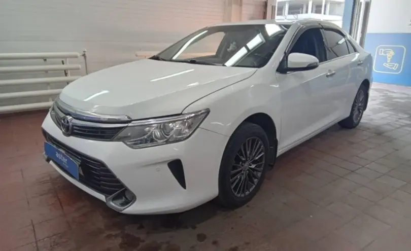 Toyota Camry 2015 года за 9 000 000 тг. в Астана