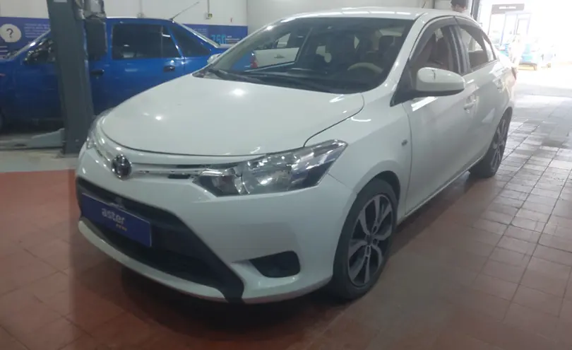 Toyota Yaris 2014 года за 6 000 000 тг. в Астана