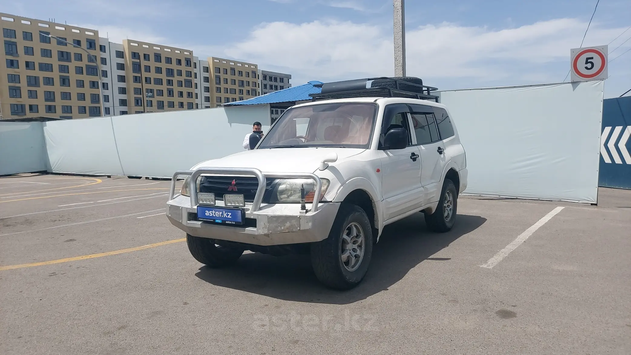 Mitsubishi Pajero 2002