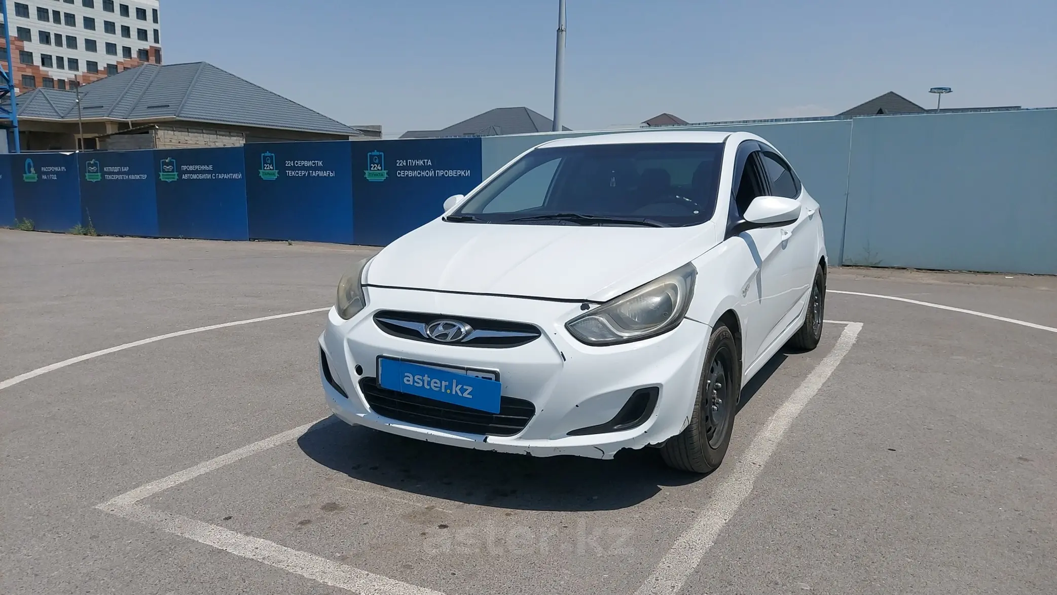 Hyundai Accent 2013