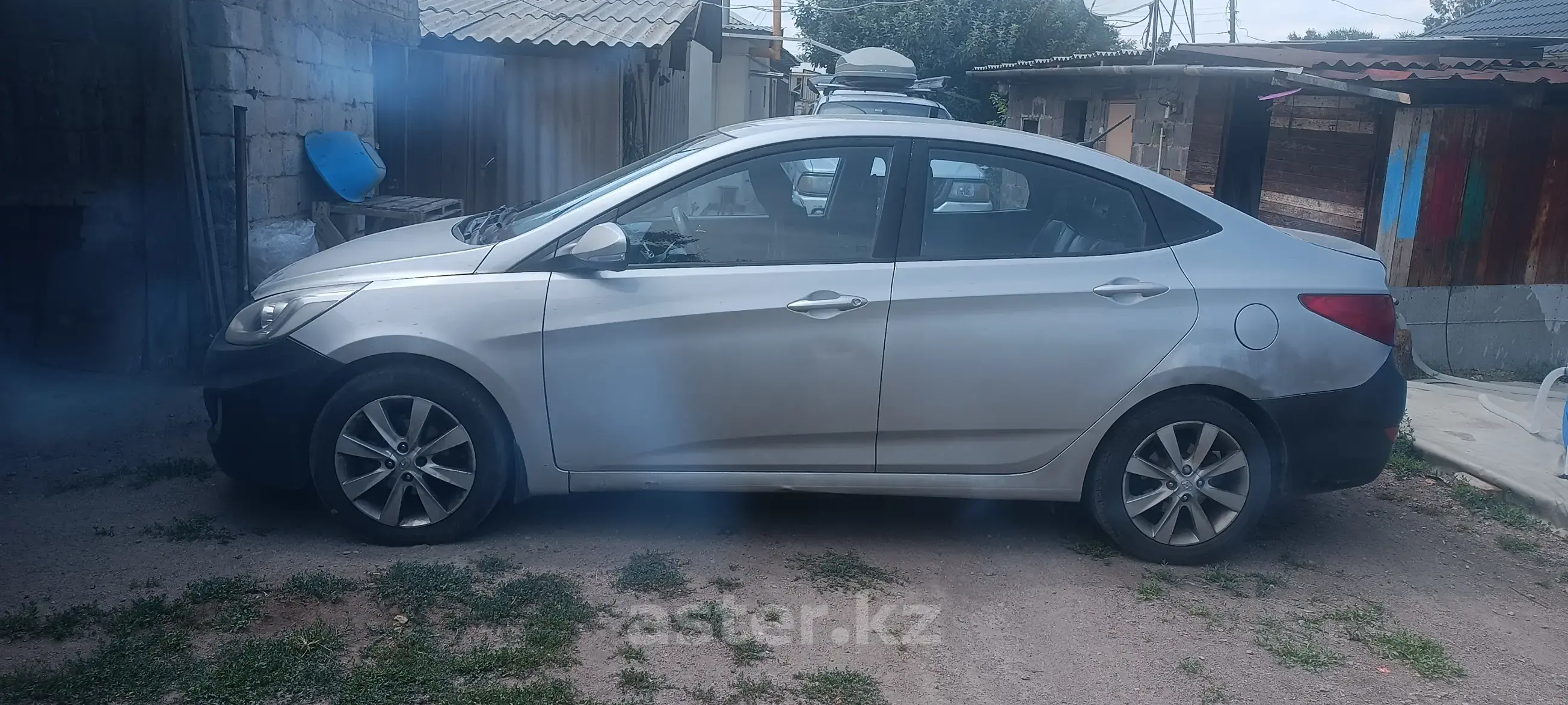 Hyundai Accent 2014